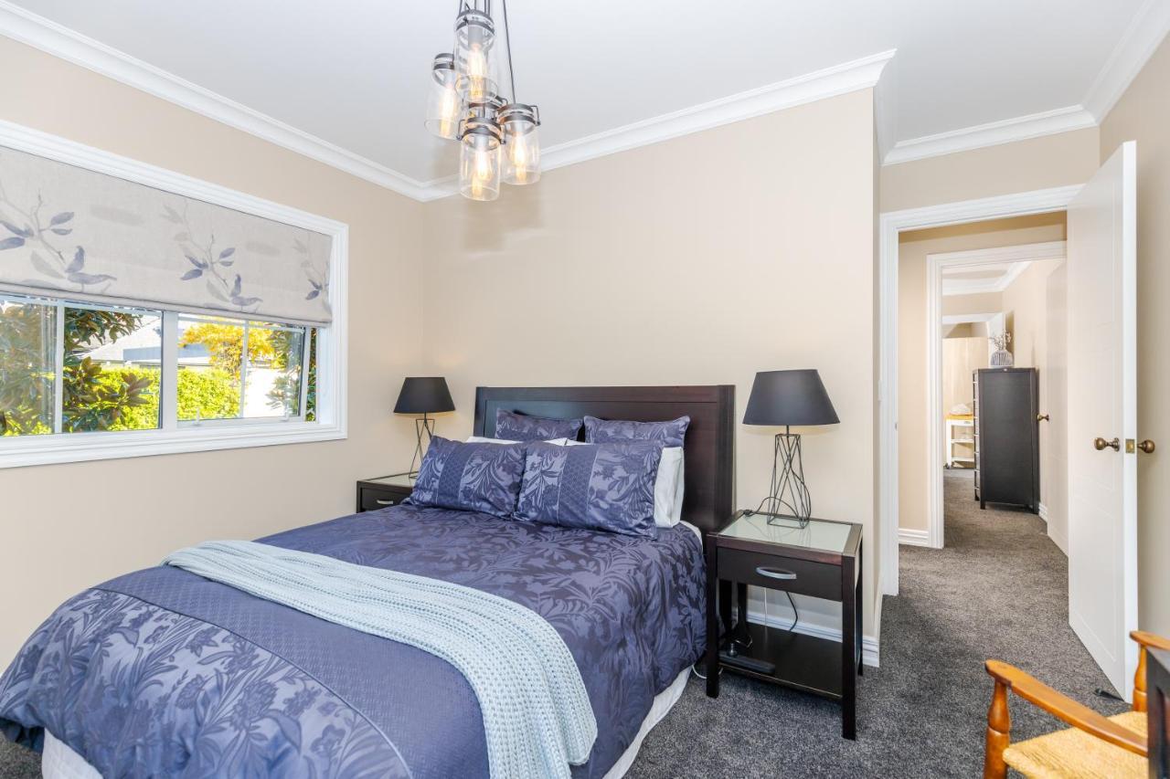 Sweet Magnolia 1 Or 2 Bedroom Suite St Kilda Cambridge With Complimentary Continental Breakfast מראה חיצוני תמונה