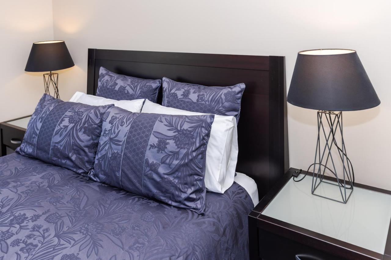 Sweet Magnolia 1 Or 2 Bedroom Suite St Kilda Cambridge With Complimentary Continental Breakfast מראה חיצוני תמונה
